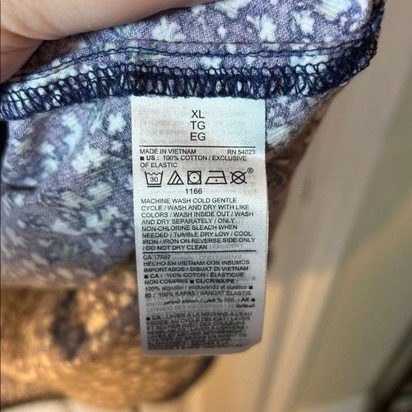 Old Navy Oversized Ditsy-Floral Corduroy Tie-Sleeve Top Size XL - Picture 5 of 8